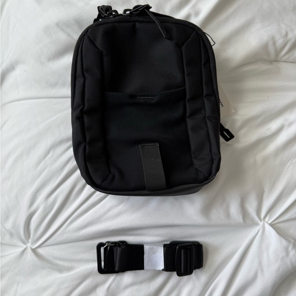 The Magnetic Company Gym Bag - Picture 6 of 6